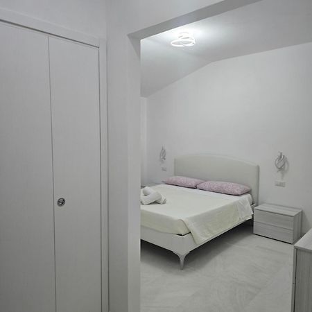 Guest House Tra Rocce E Mare 라마달레나 외부 사진