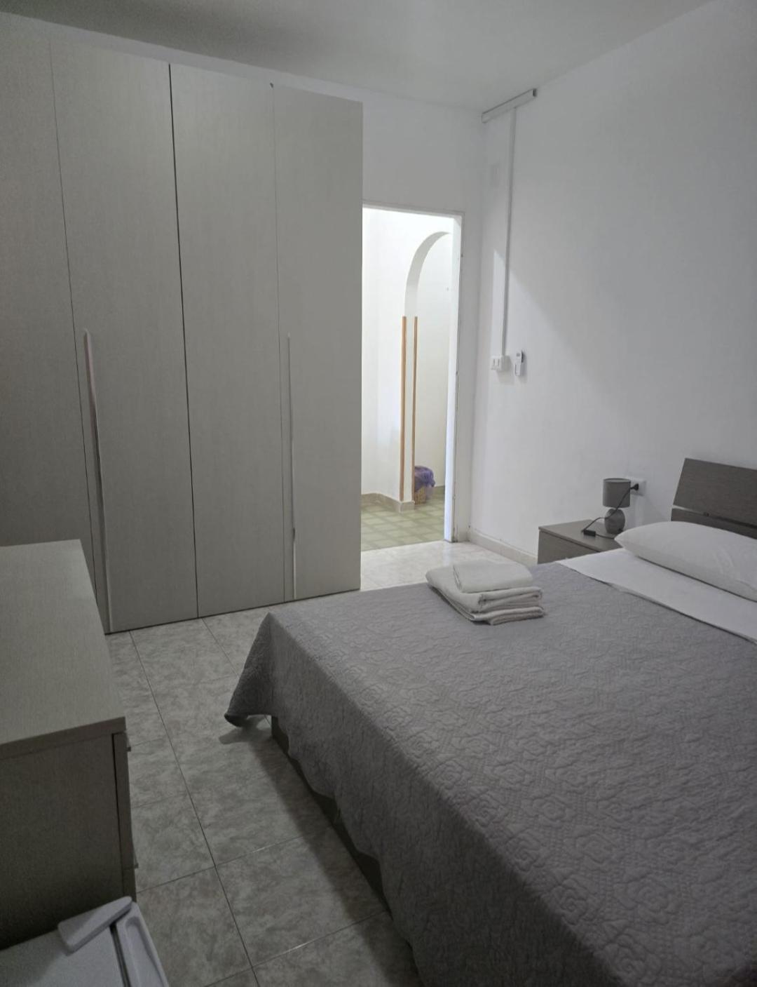 Guest House Tra Rocce E Mare 라마달레나 외부 사진