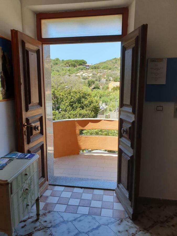Guest House Tra Rocce E Mare 라마달레나 외부 사진