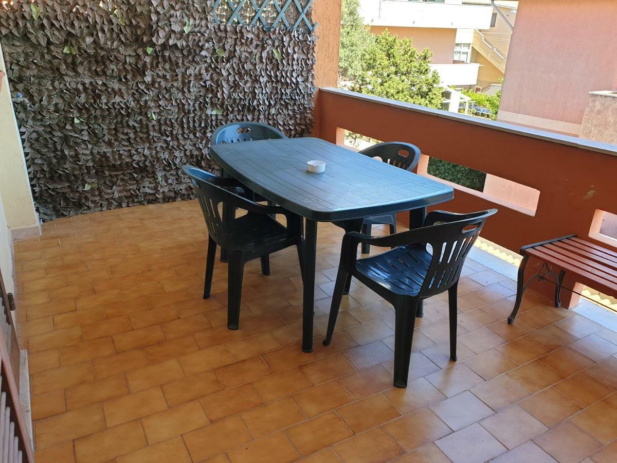 Guest House Tra Rocce E Mare 라마달레나 외부 사진
