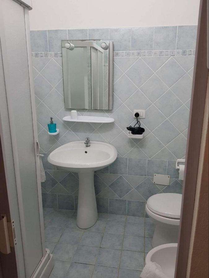 Guest House Tra Rocce E Mare 라마달레나 외부 사진