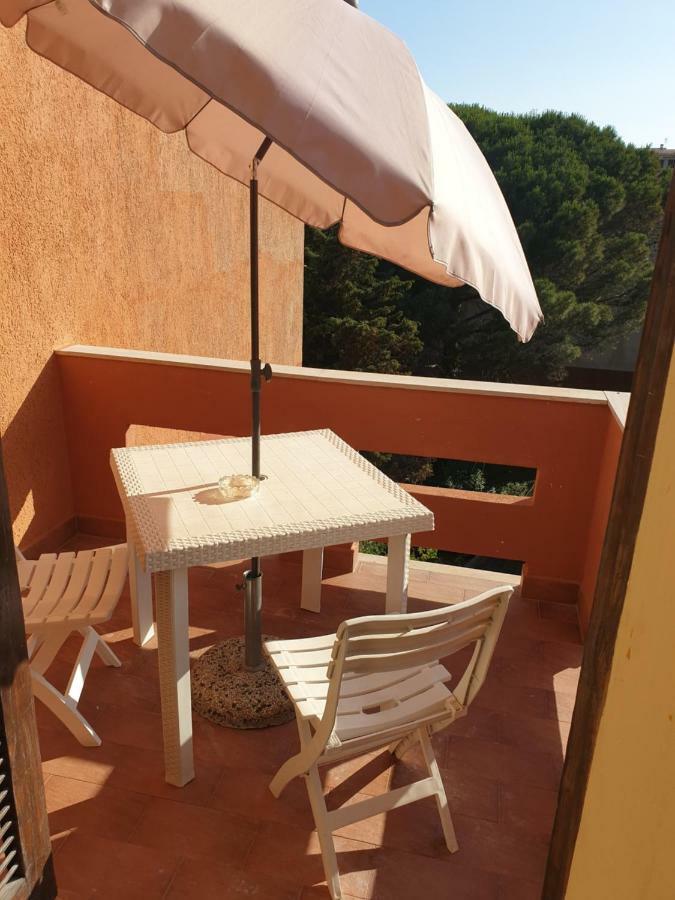 Guest House Tra Rocce E Mare 라마달레나 외부 사진